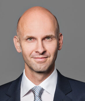 Porträt von Prof. Matthias Meinecke
